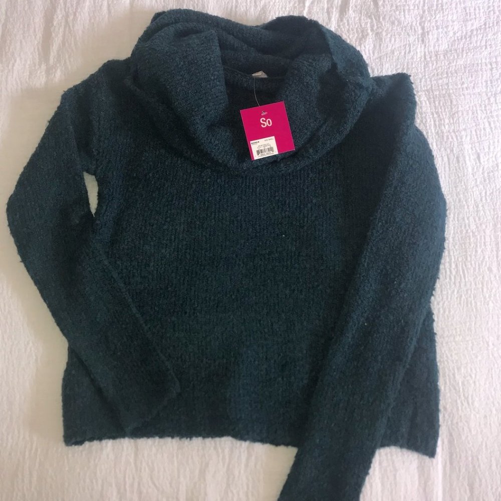 KOHL'S COW NECK SWEATER